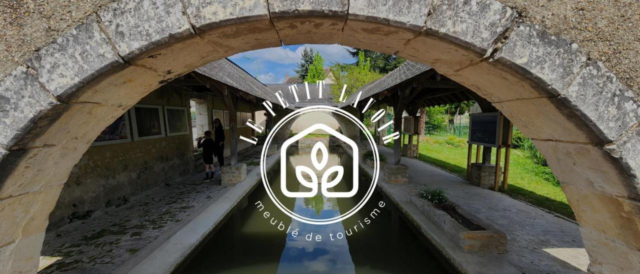 Le Petit Lavoir - Joli Studio A Mayet Exterior photo